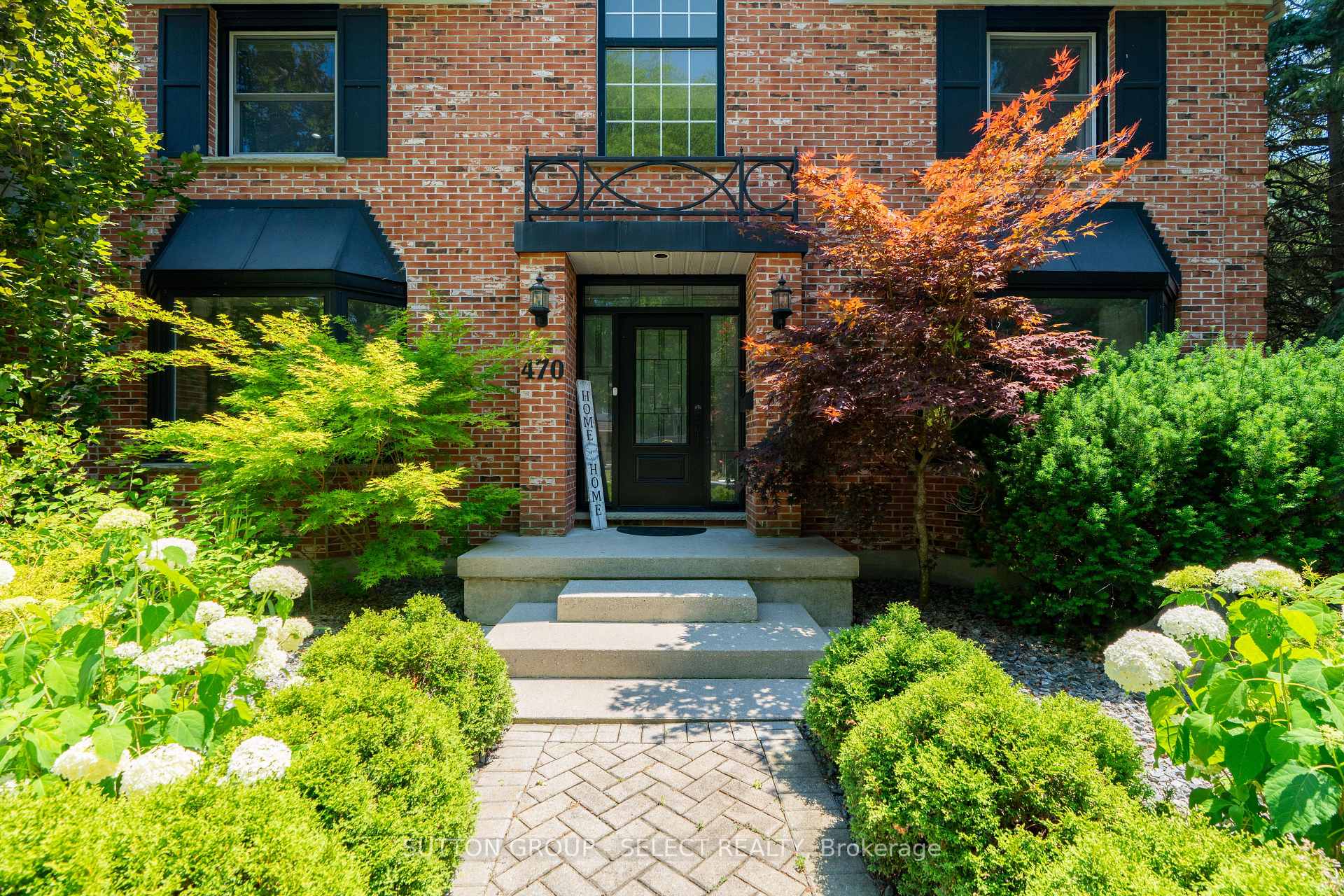 Photo 3 of 470 Scott Street E, Strathroy-Caradoc, SE — HOMEH