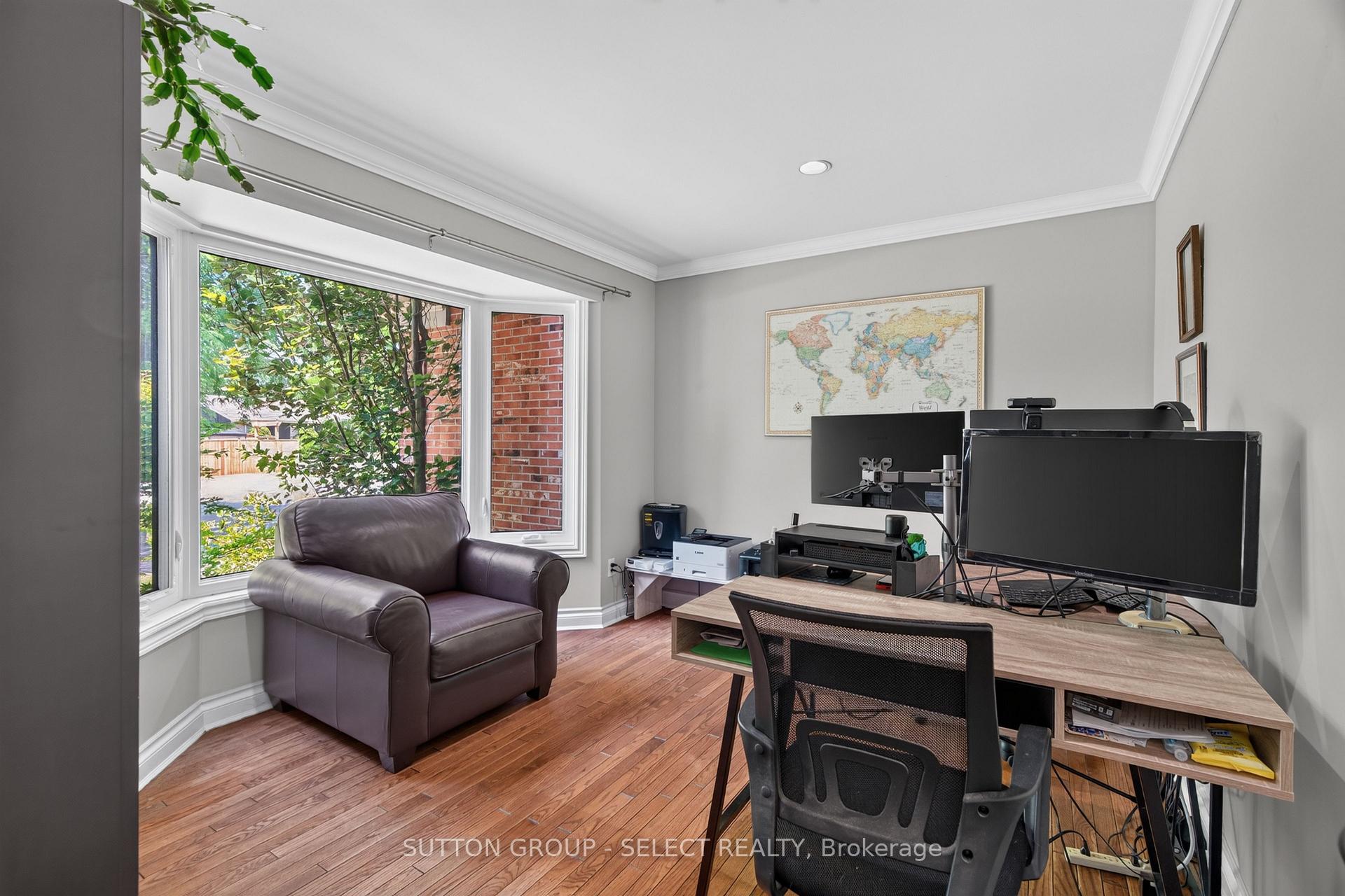 Photo 4 of 470 Scott Street E, Strathroy-Caradoc, SE — HOMEH