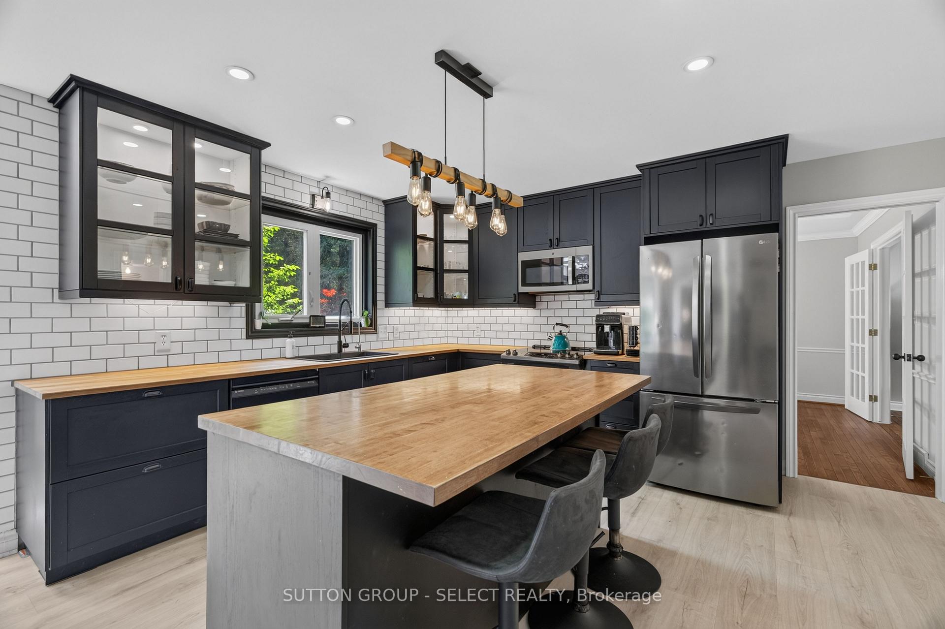 Photo 12 of 470 Scott Street E, Strathroy-Caradoc, SE — HOMEH
