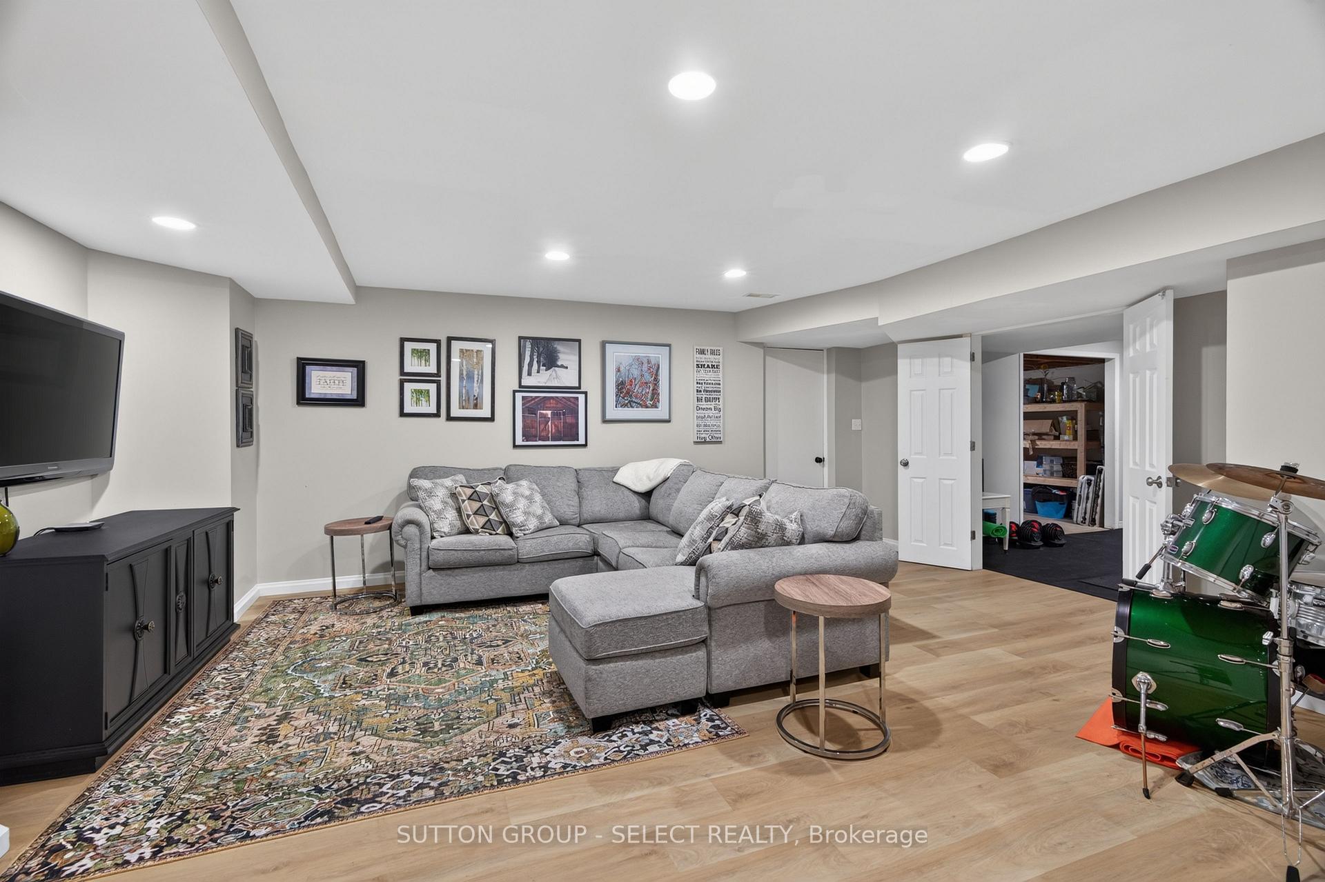 Photo 32 of 470 Scott Street E, Strathroy-Caradoc, SE — HOMEH