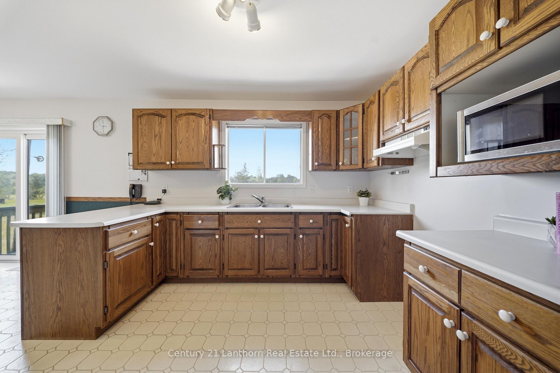 Photo 11 of 1420 County 5 Road, Quinte West, Murray Ward — HOMEH