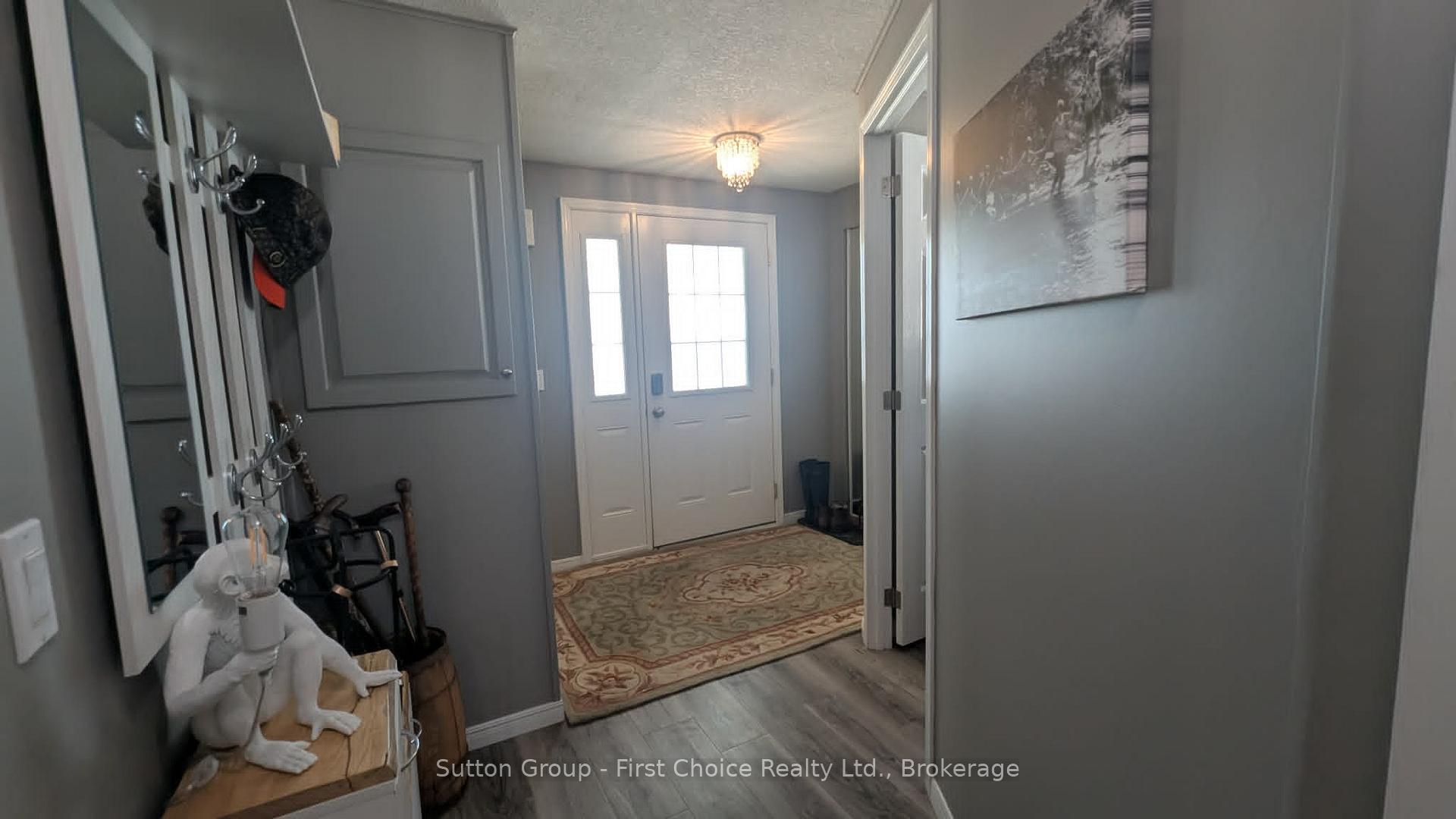 Photo 13 of 14 25 Thames Road, St. Marys — HOMEH