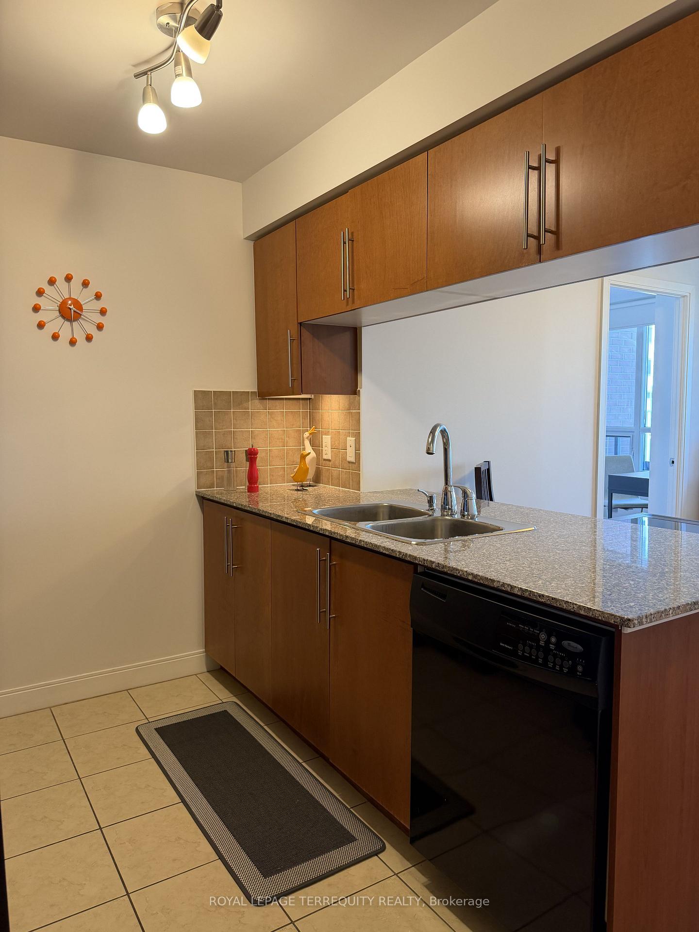 Photo 4 of Unit 657, 25 Viking Lane, Etobicoke, Islington-City Centre West — HOMEH