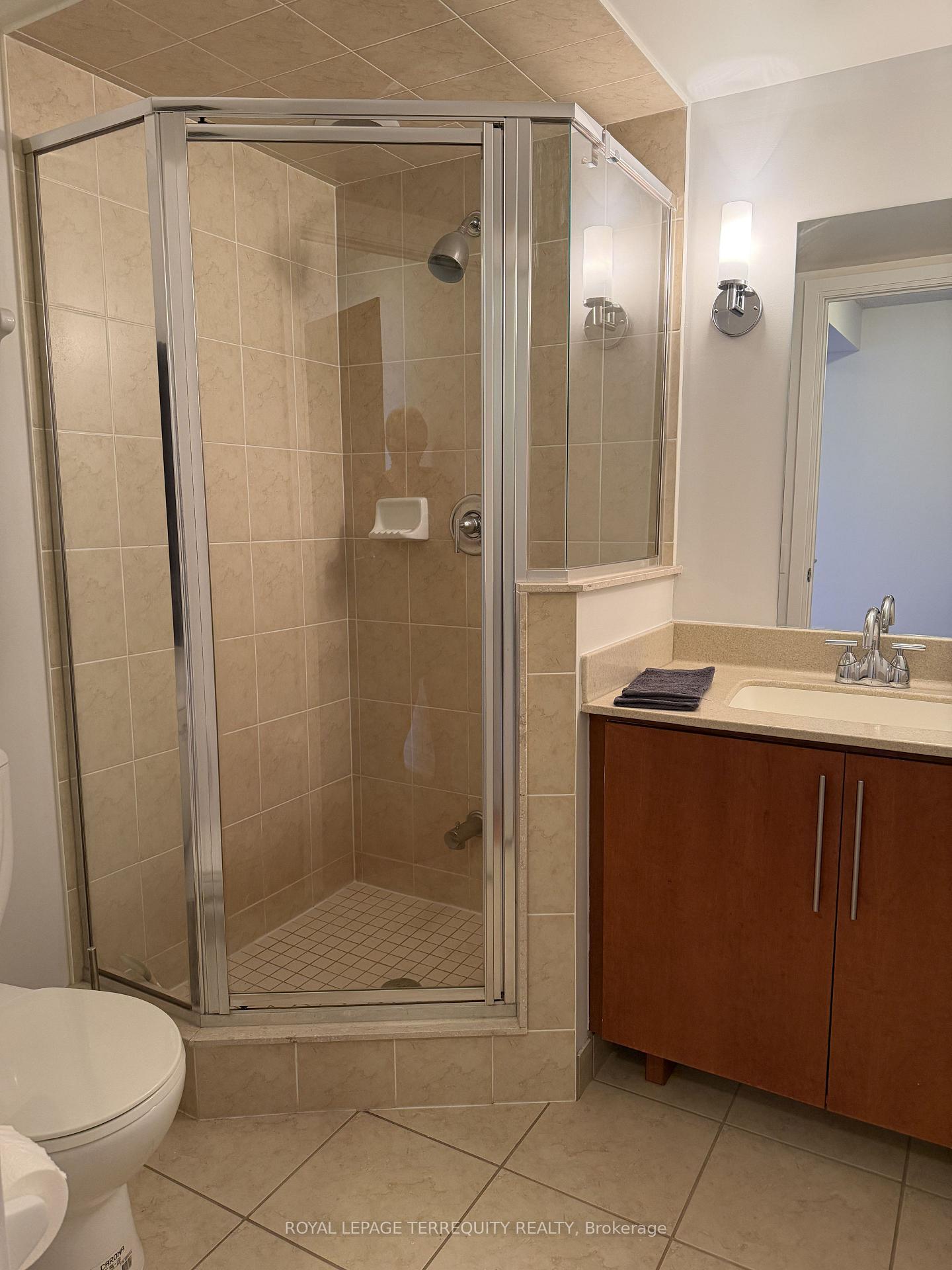 Photo 16 of Unit 657, 25 Viking Lane, Etobicoke, Islington-City Centre West — HOMEH