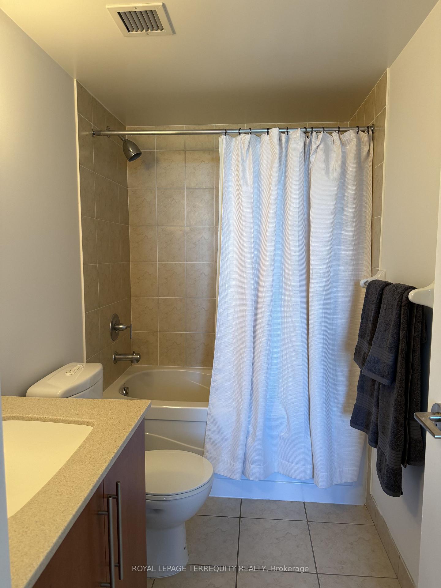 Photo 24 of Unit 657, 25 Viking Lane, Etobicoke, Islington-City Centre West — HOMEH