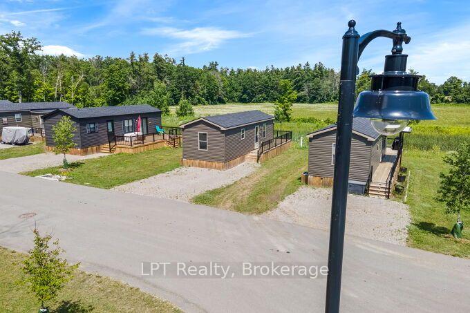 Photo of Unit LBA047, 1235 Villiers Line