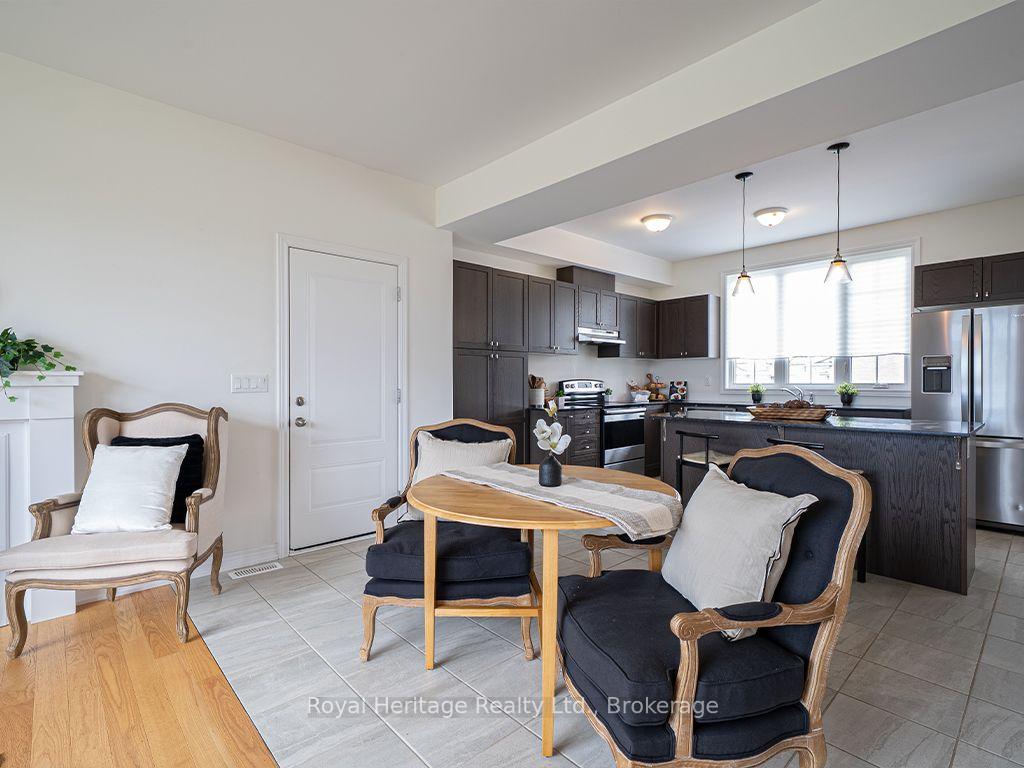 Photo 11 of 87 Summer Breeze Drive, Quinte West, Murray Ward — HOMEH
