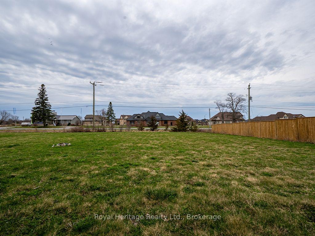 Photo 24 of 87 Summer Breeze Drive, Quinte West, Murray Ward — HOMEH