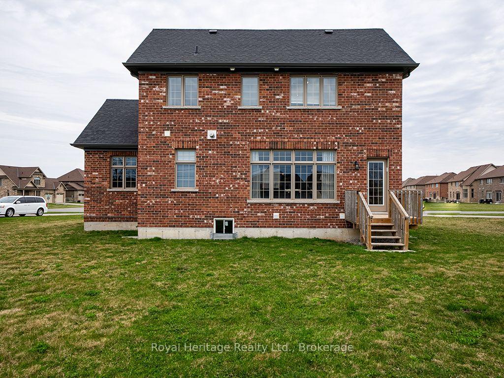 Photo 25 of 87 Summer Breeze Drive, Quinte West, Murray Ward — HOMEH