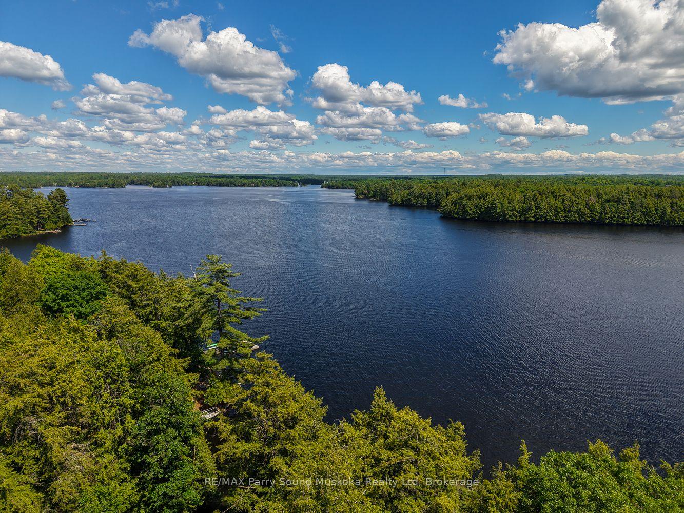 Photo 7 of 2 South Point Drive, McKellar — HOMEH