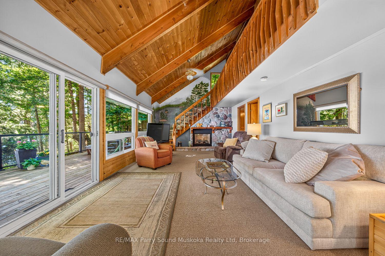 Photo 21 of 2 South Point Drive, McKellar — HOMEH