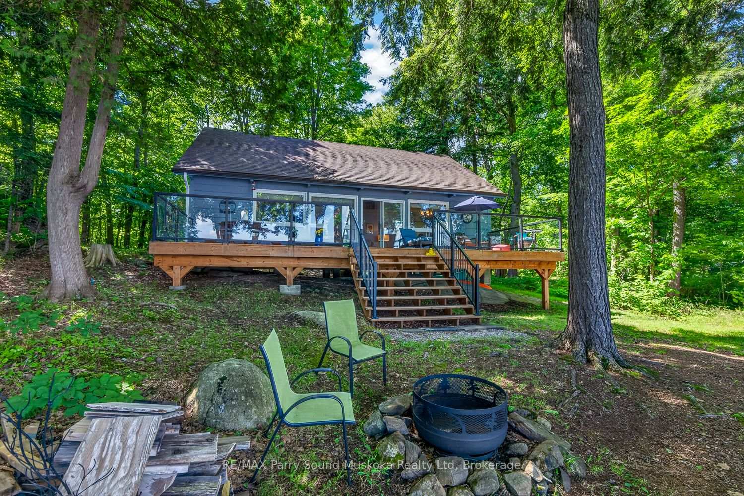 Photo 45 of 2 South Point Drive, McKellar — HOMEH