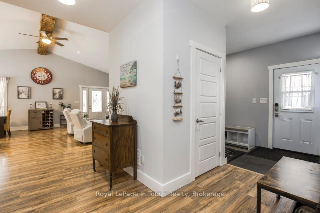 Photo 17 of 31 Earldom Boulevard, Tay, Port McNicoll — HOMEH