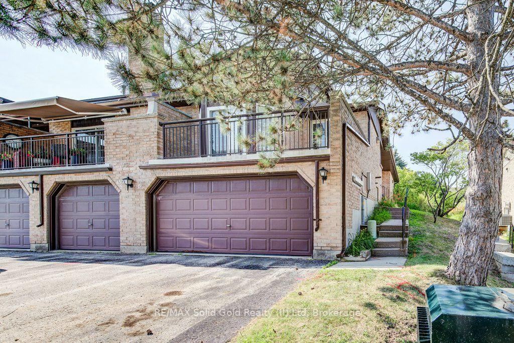 Photo 2 of Unit 6, 450 Beechwood Drive, Waterloo, Westvale — HOMEH
