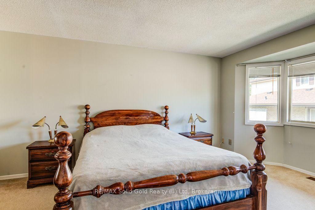 Photo 5 of Unit 6, 450 Beechwood Drive, Waterloo, Westvale — HOMEH