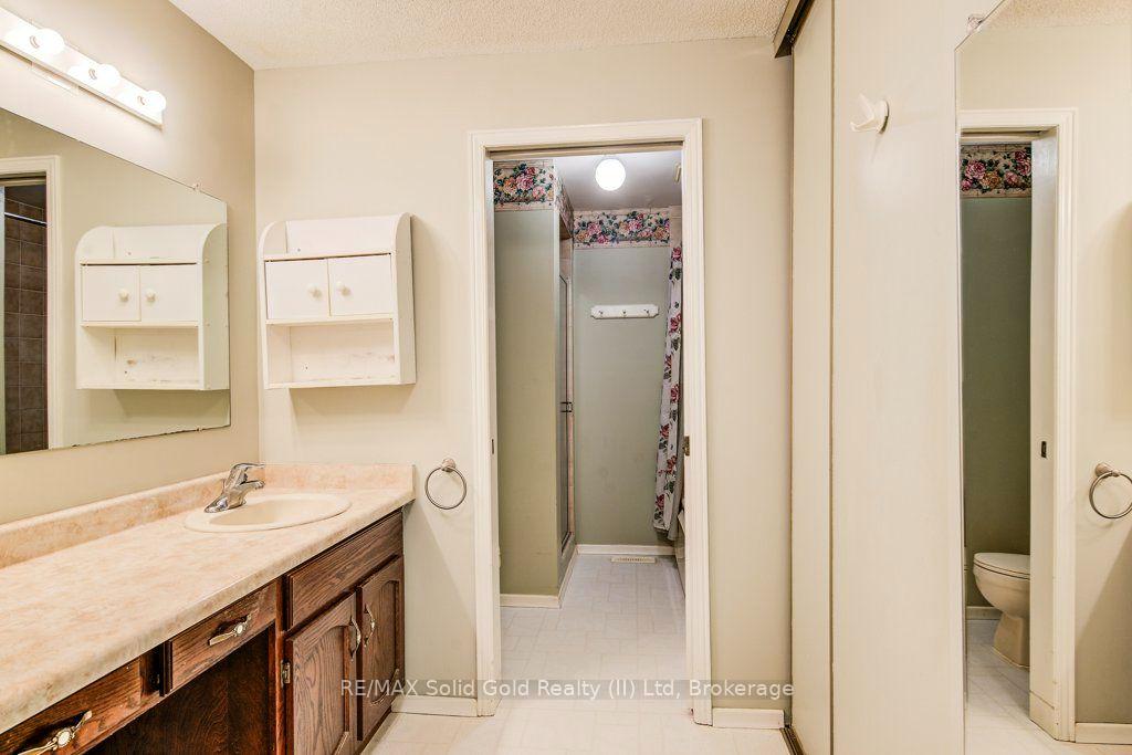 Photo 8 of Unit 6, 450 Beechwood Drive, Waterloo, Westvale — HOMEH