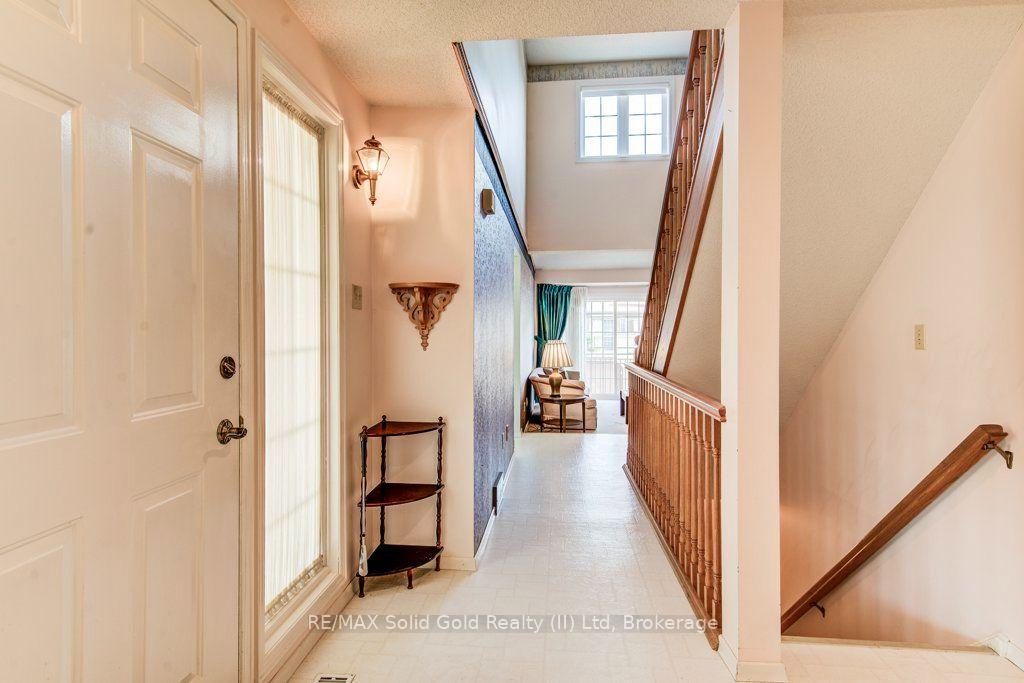 Photo 9 of Unit 6, 450 Beechwood Drive, Waterloo, Westvale — HOMEH