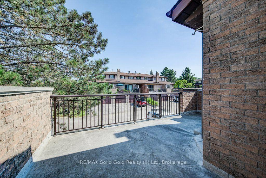 Photo 25 of Unit 6, 450 Beechwood Drive, Waterloo, Westvale — HOMEH