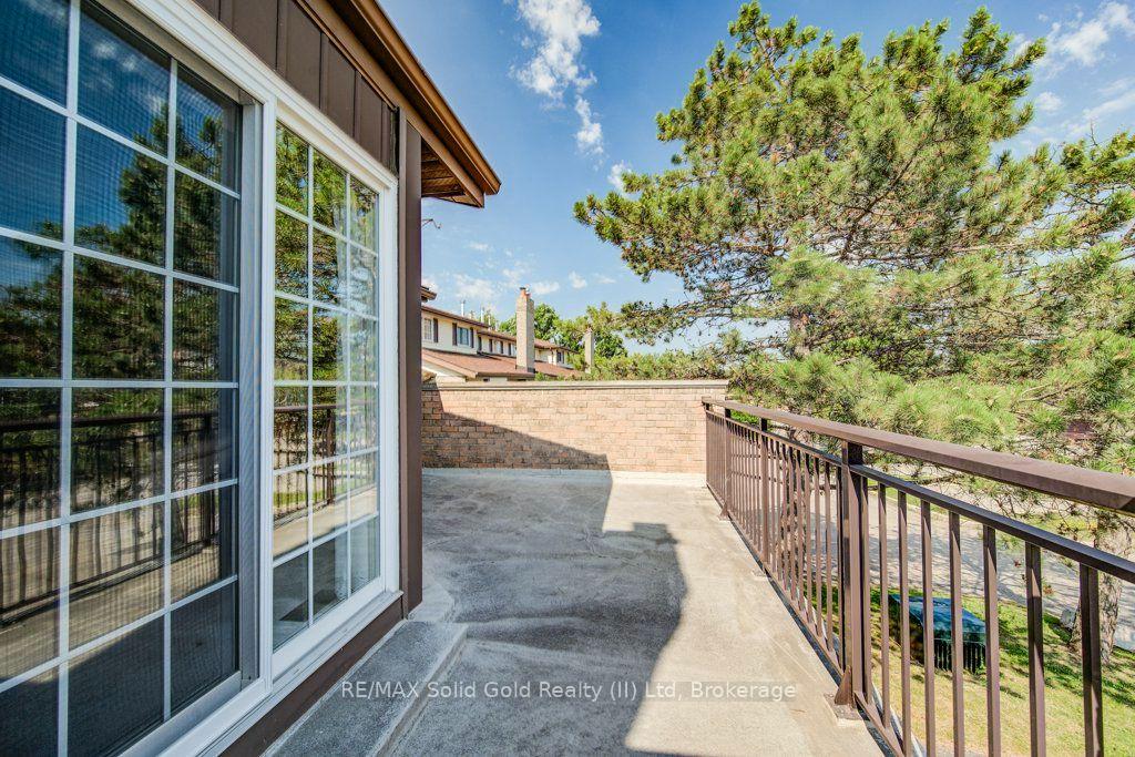 Photo 27 of Unit 6, 450 Beechwood Drive, Waterloo, Westvale — HOMEH