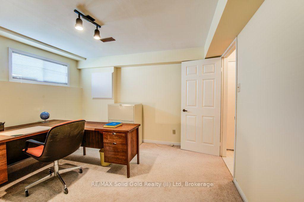 Photo 37 of Unit 6, 450 Beechwood Drive, Waterloo, Westvale — HOMEH