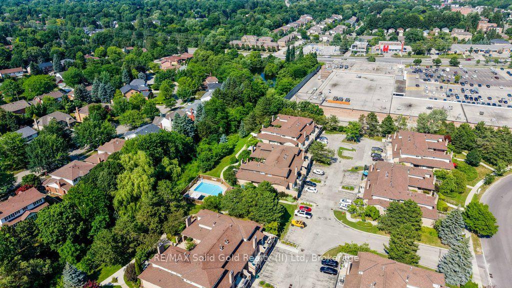 Photo 46 of Unit 6, 450 Beechwood Drive, Waterloo, Westvale — HOMEH