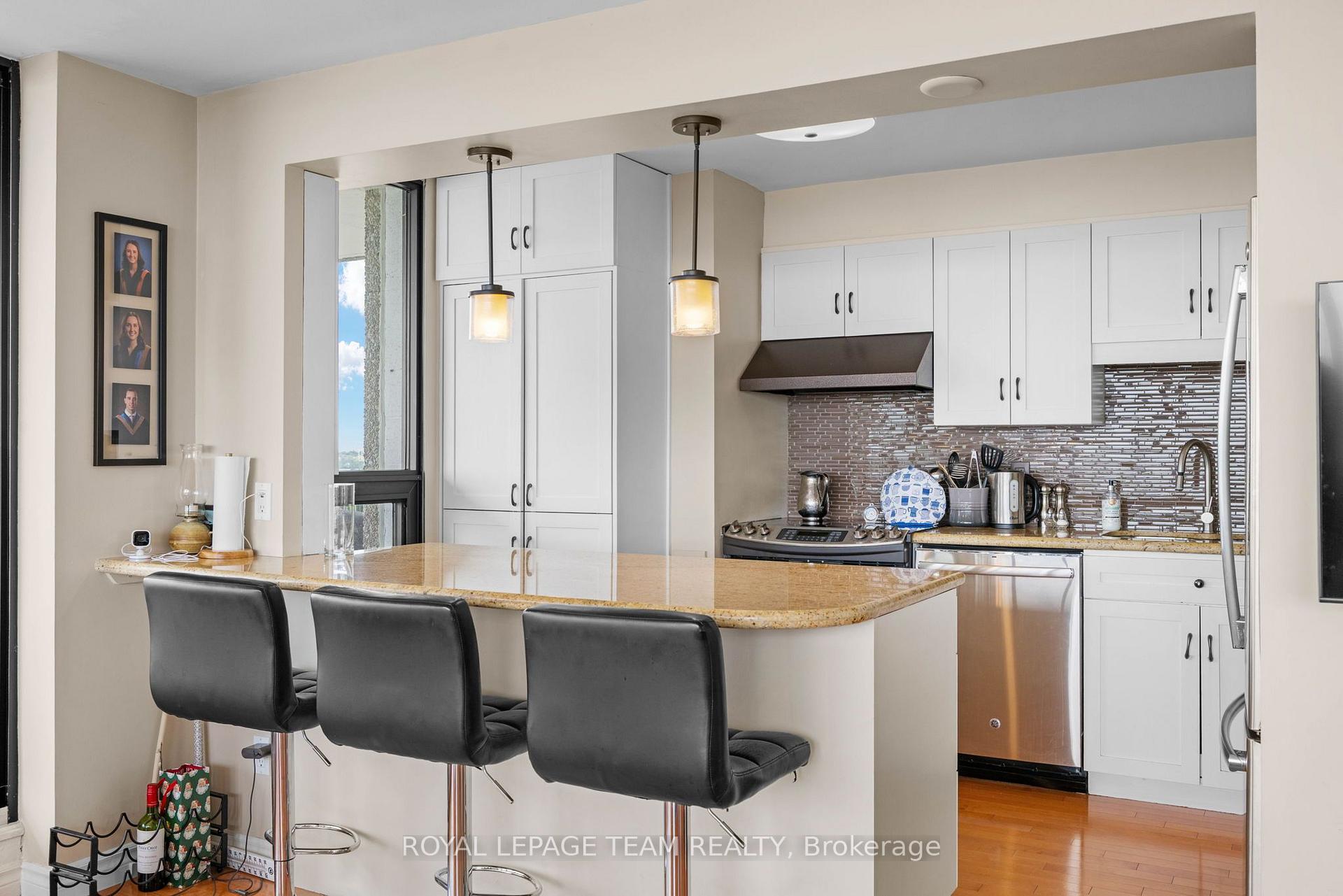 Photo 17 of Unit 1102, 370 Dominion Avenue, Ottawa, Westboro West — HOMEH