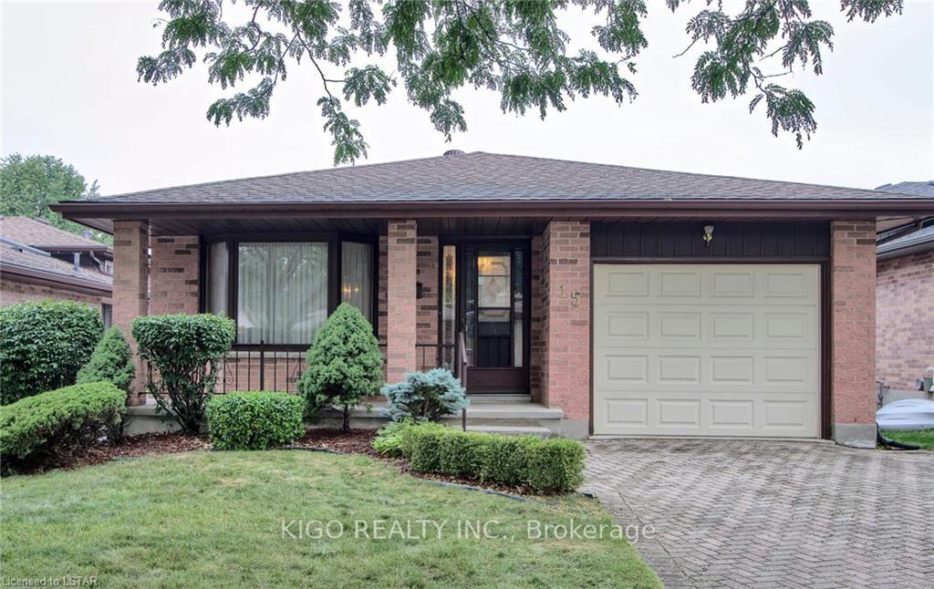 Front of 15 Wyndham Crescent