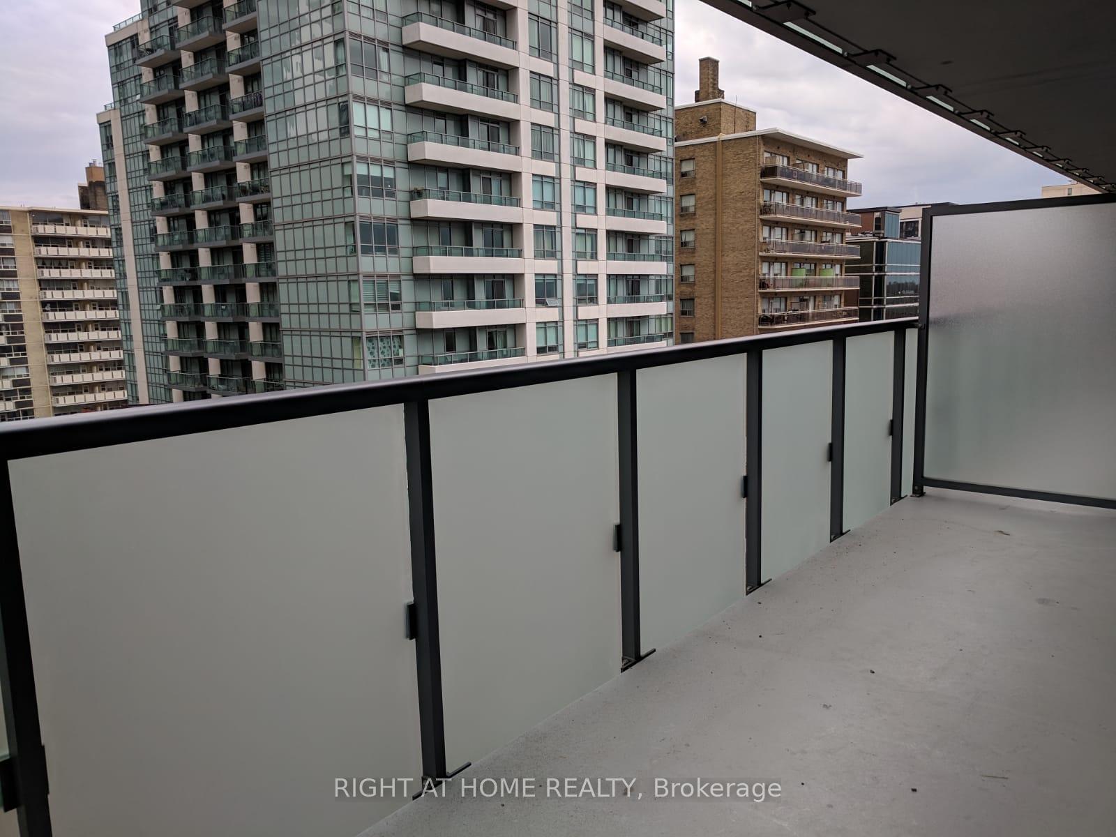 Photo 3 of Unit 609, 125 Redpath Avenue, Toronto, Mount Pleasant West — HOMEH