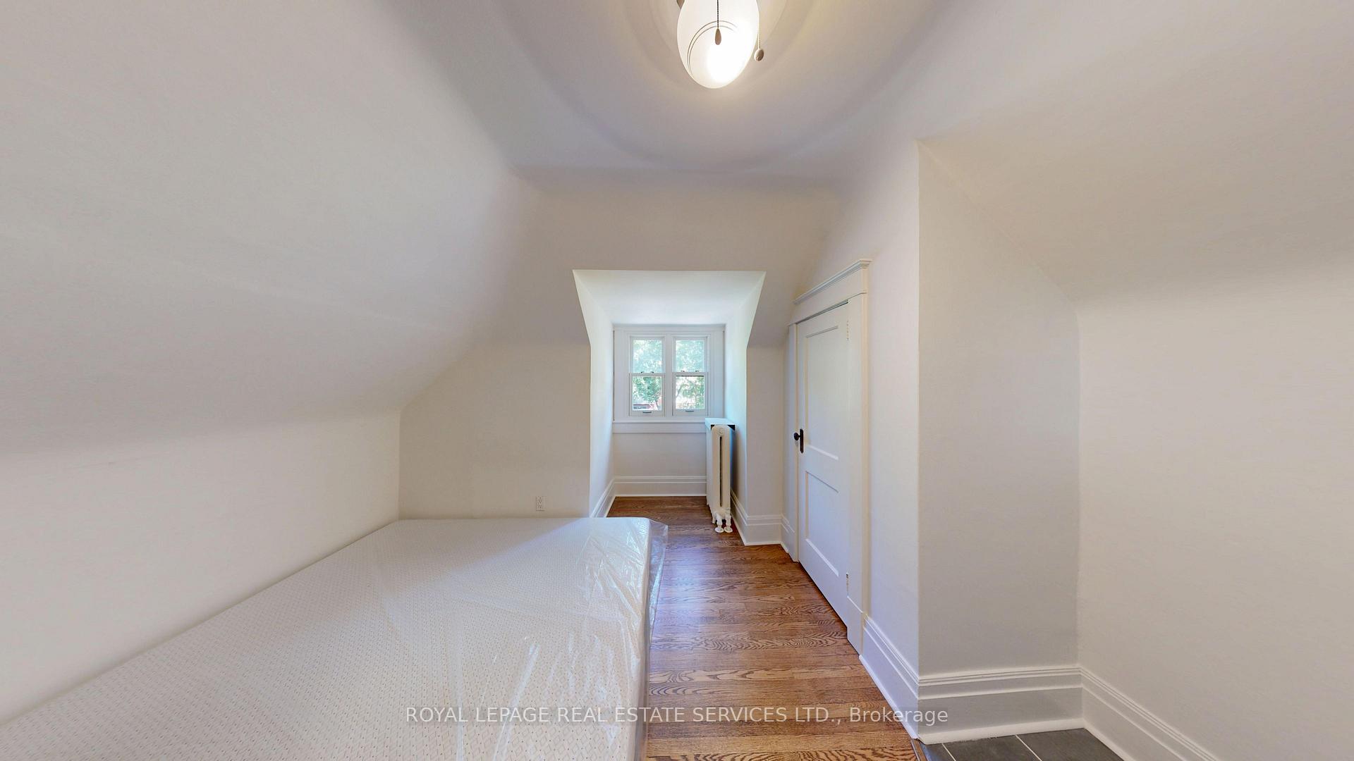 Photo 38 of Unit Upper Level, 130A Westminster Avenue, Toronto, High Park-Swansea — HOMEH