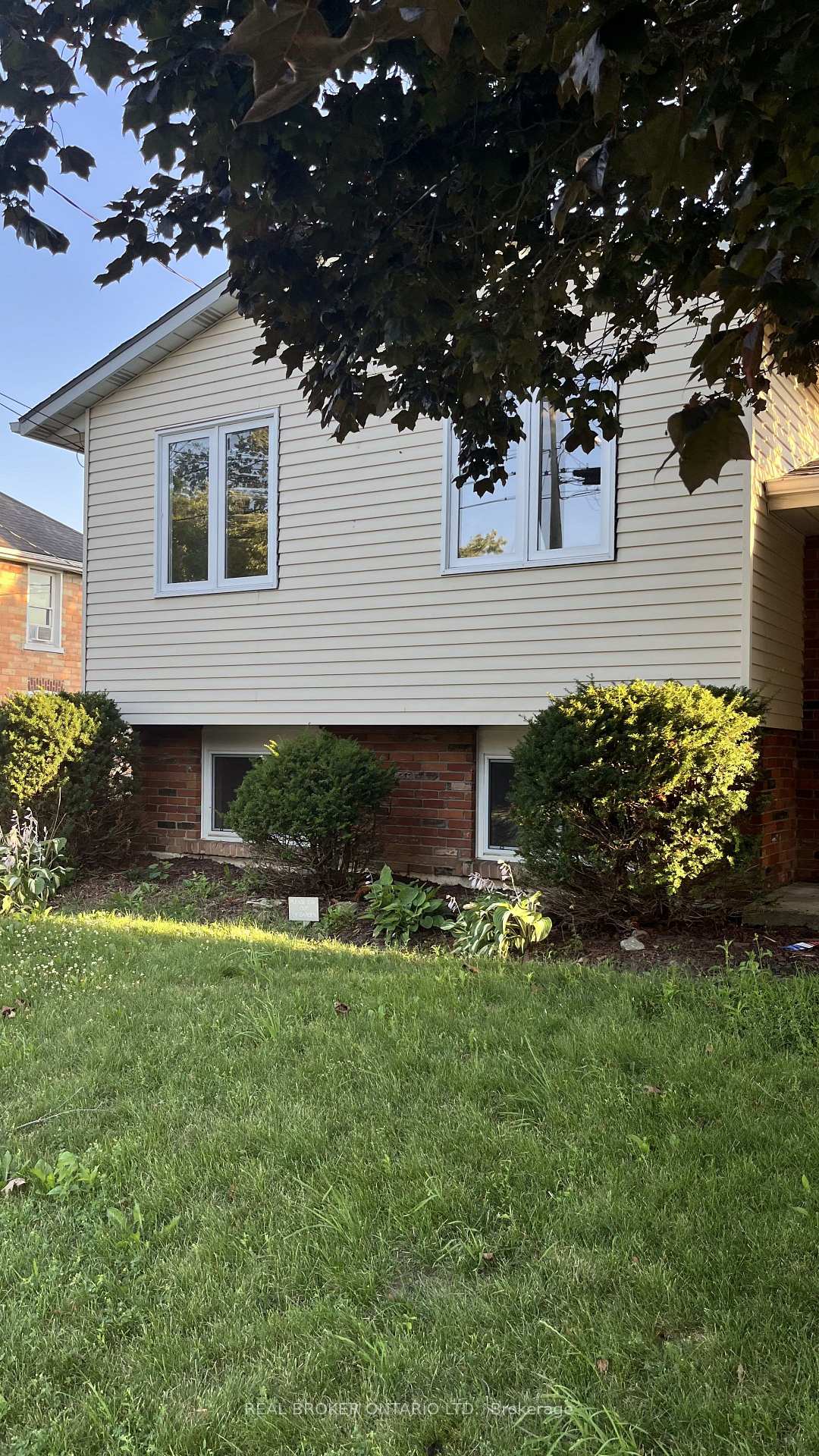 Photo 1 of 49 Jane Street, Haldimand — HOMEH