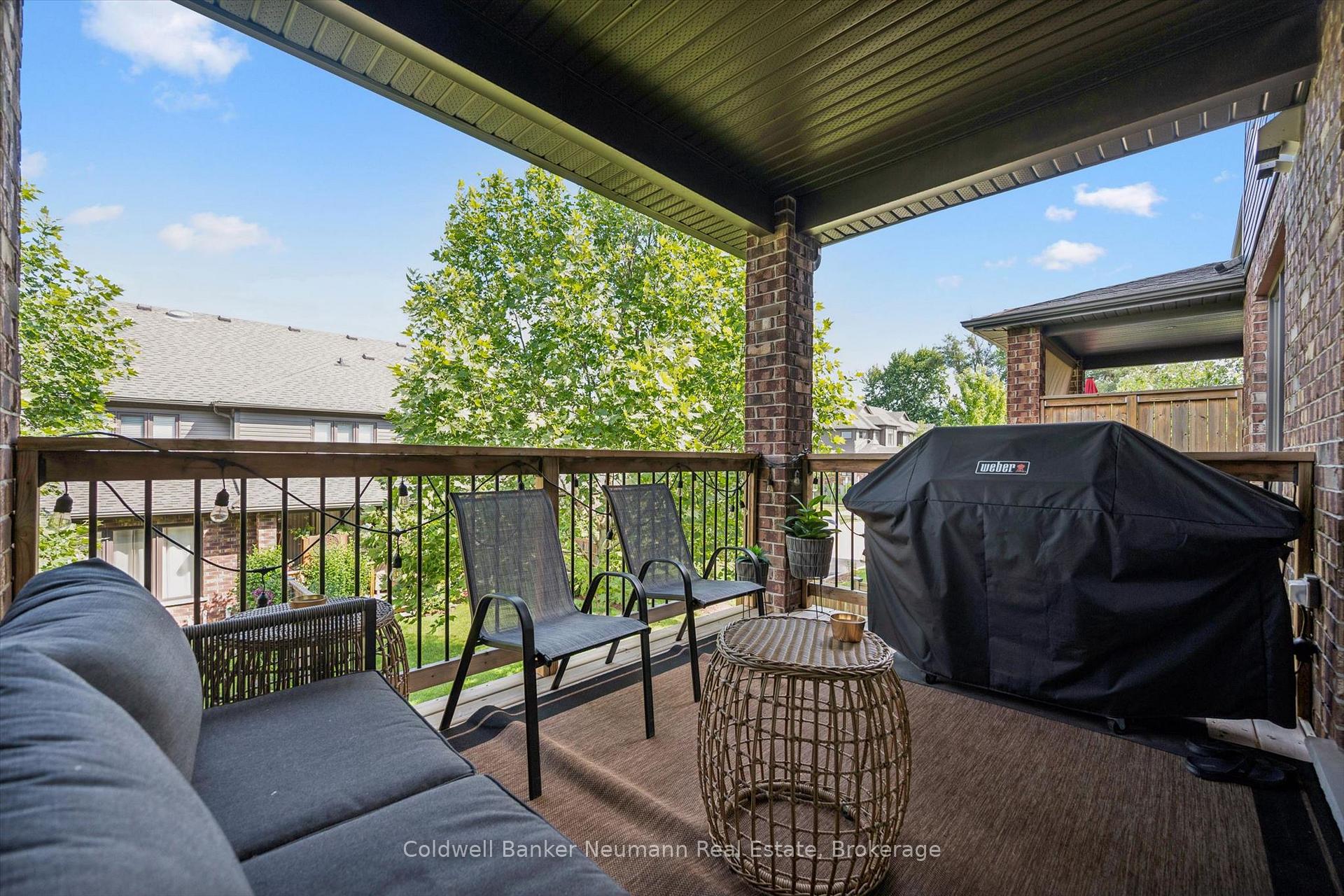 Photo 11 of Unit 21, 254 Gosling Gardens, Guelph, Clairfields/Hanlon Business Park — HOMEH