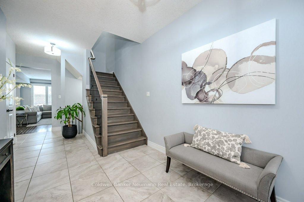 Photo 13 of Unit 21, 254 Gosling Gardens, Guelph, Clairfields/Hanlon Business Park — HOMEH