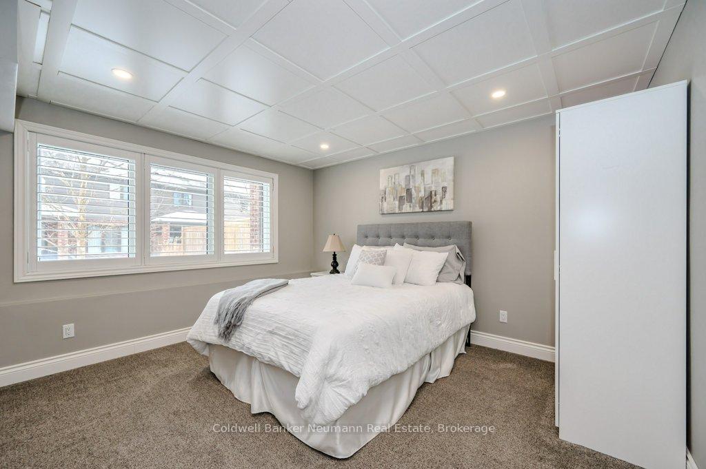 Photo 23 of Unit 21, 254 Gosling Gardens, Guelph, Clairfields/Hanlon Business Park — HOMEH