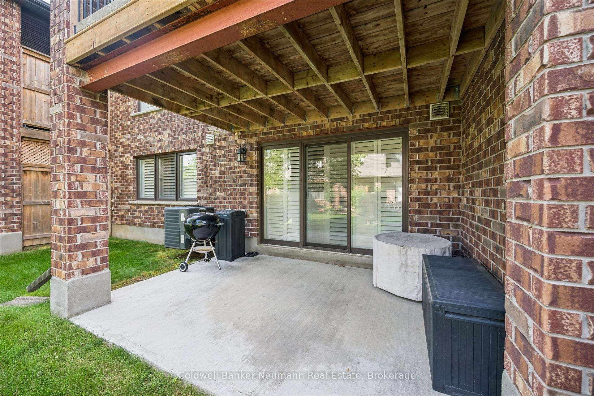 Photo 25 of Unit 21, 254 Gosling Gardens, Guelph, Clairfields/Hanlon Business Park — HOMEH