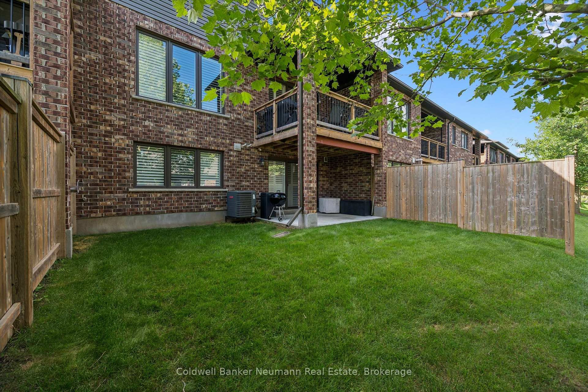 Photo 26 of Unit 21, 254 Gosling Gardens, Guelph, Clairfields/Hanlon Business Park — HOMEH