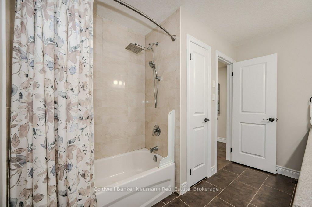 Photo 38 of Unit 21, 254 Gosling Gardens, Guelph, Clairfields/Hanlon Business Park — HOMEH