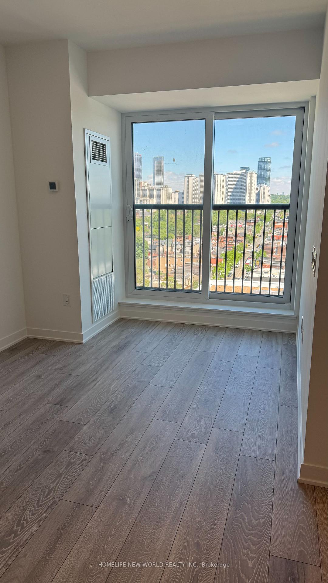 Photo 6 of Unit 1609, 10 Oak Street, Toronto, Regent Park — HOMEH