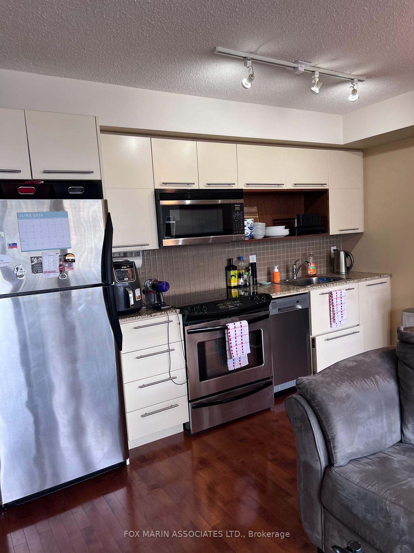 Photo 3 of Unit 1902, 25 Carlton Street, Toronto, Church-Yonge Corridor — HOMEH