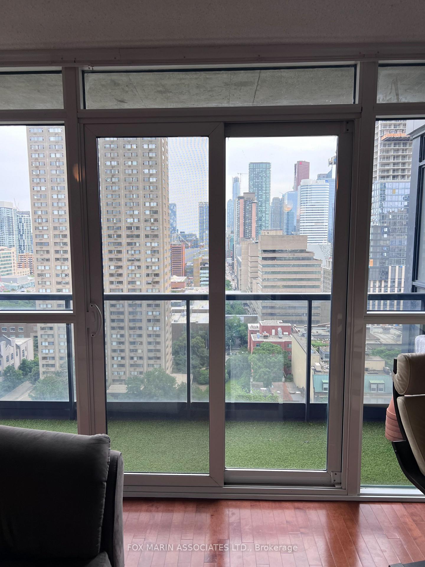Photo 7 of Unit 1902, 25 Carlton Street, Toronto, Church-Yonge Corridor — HOMEH