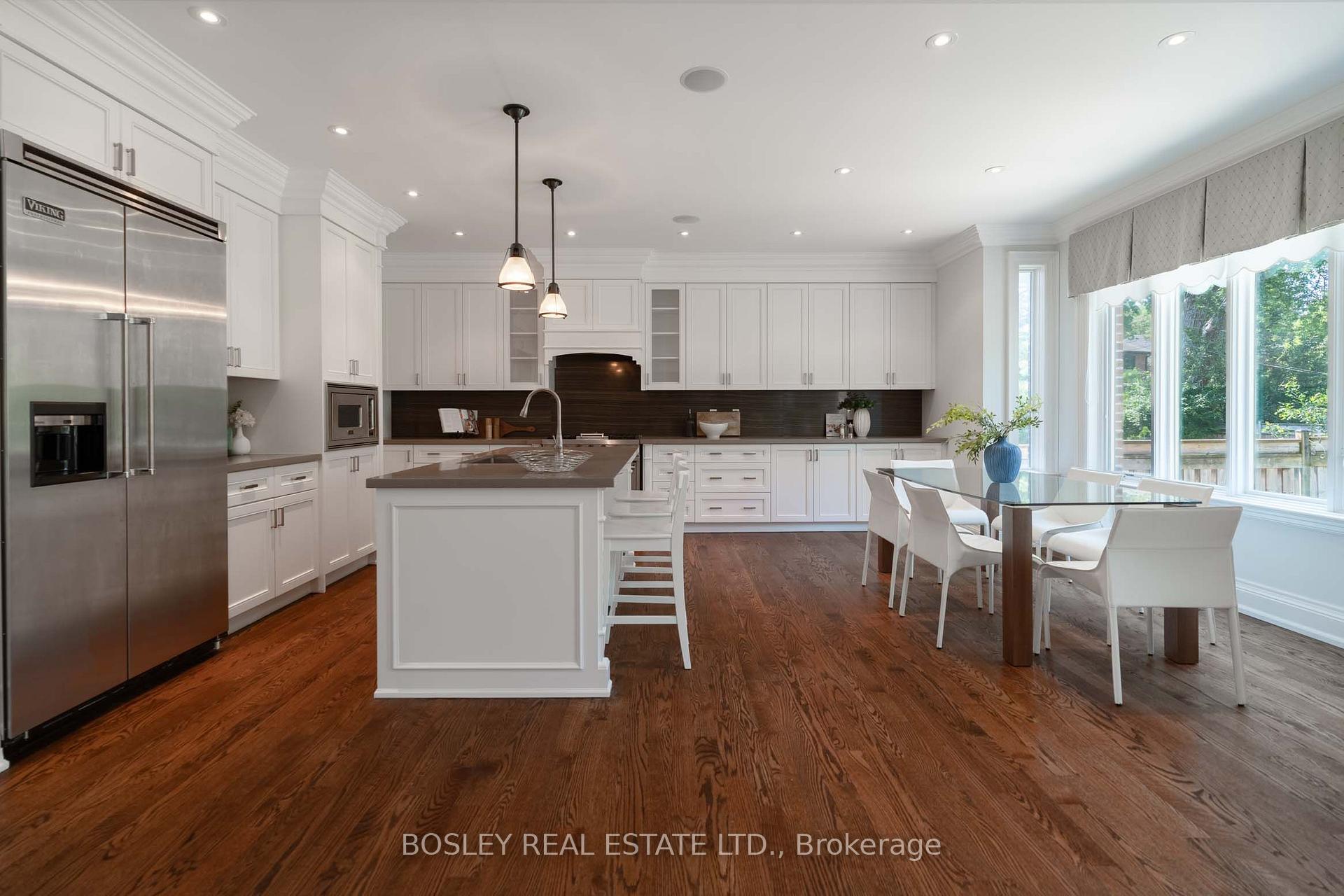 Photo 14 of 61 Rykert Crescent, Toronto, Leaside — HOMEH