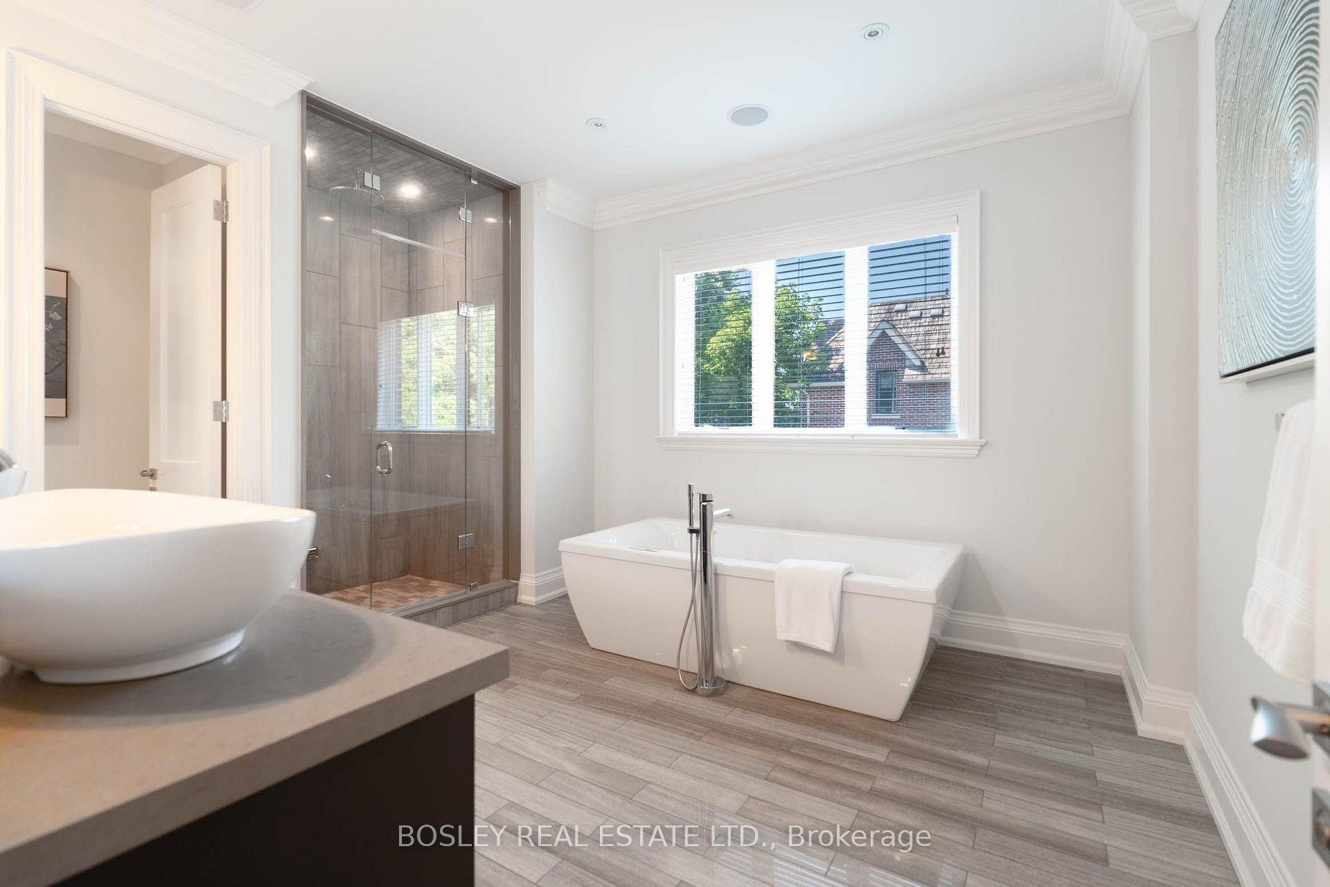 Photo 24 of 61 Rykert Crescent, Toronto, Leaside — HOMEH