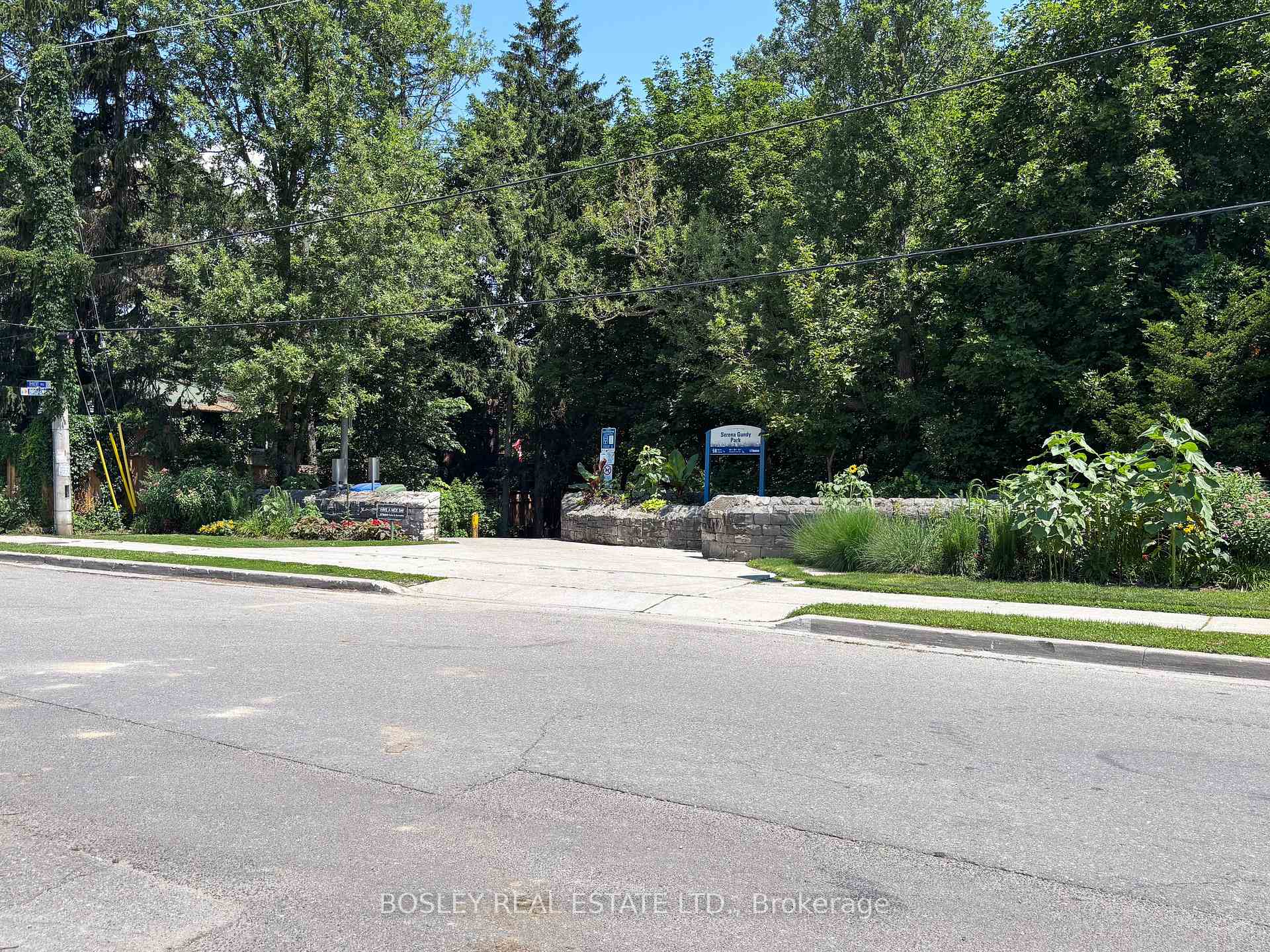 Photo 45 of 61 Rykert Crescent, Toronto, Leaside — HOMEH