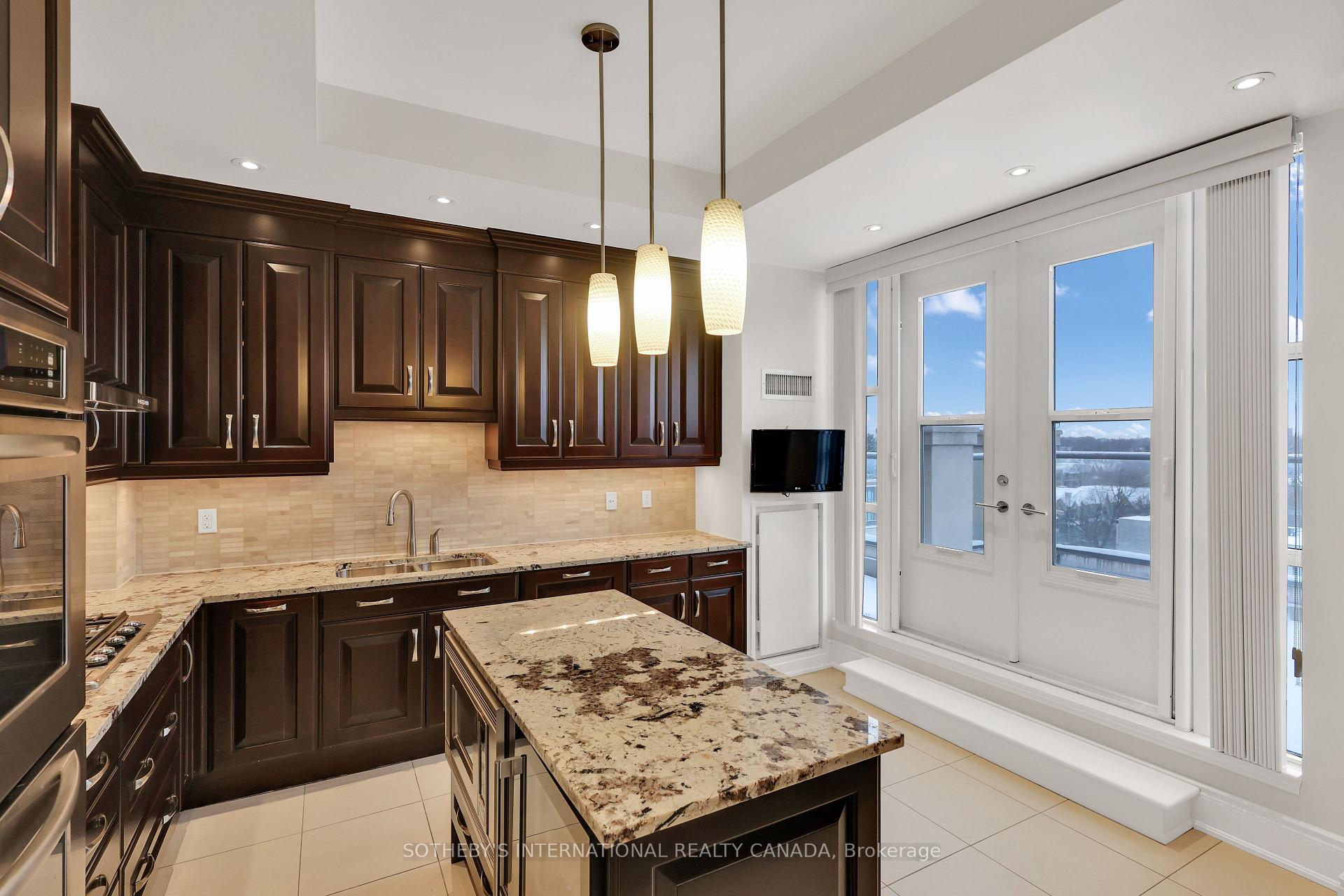 Photo 5 of Unit 604, 1717 Avenue Road, Toronto, Bedford Park-Nortown — HOMEH
