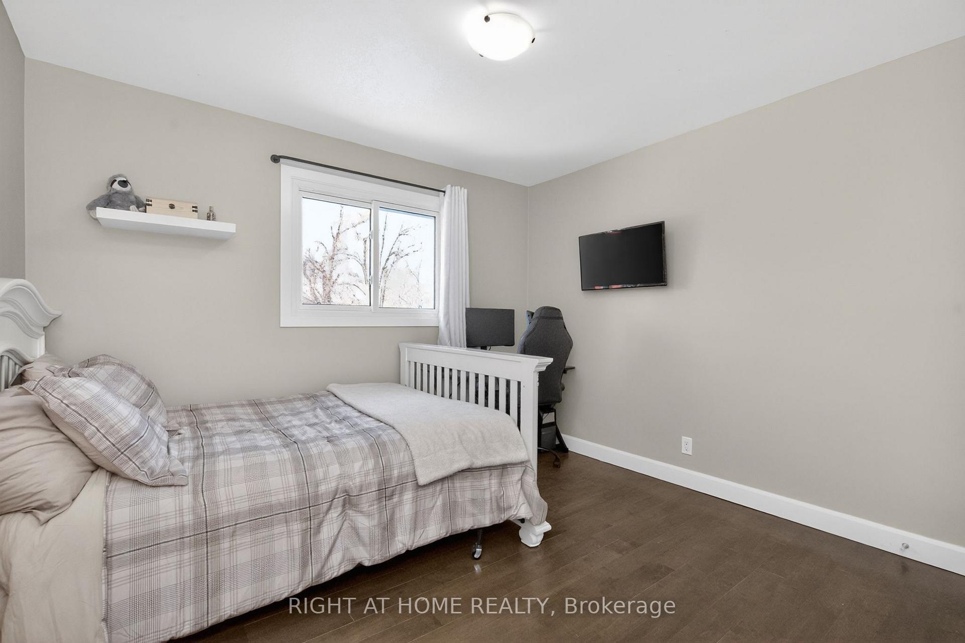 Photo 23 of 4116 Innisfil Beach Road, Innisfil, Rural Innisfil — HOMEH