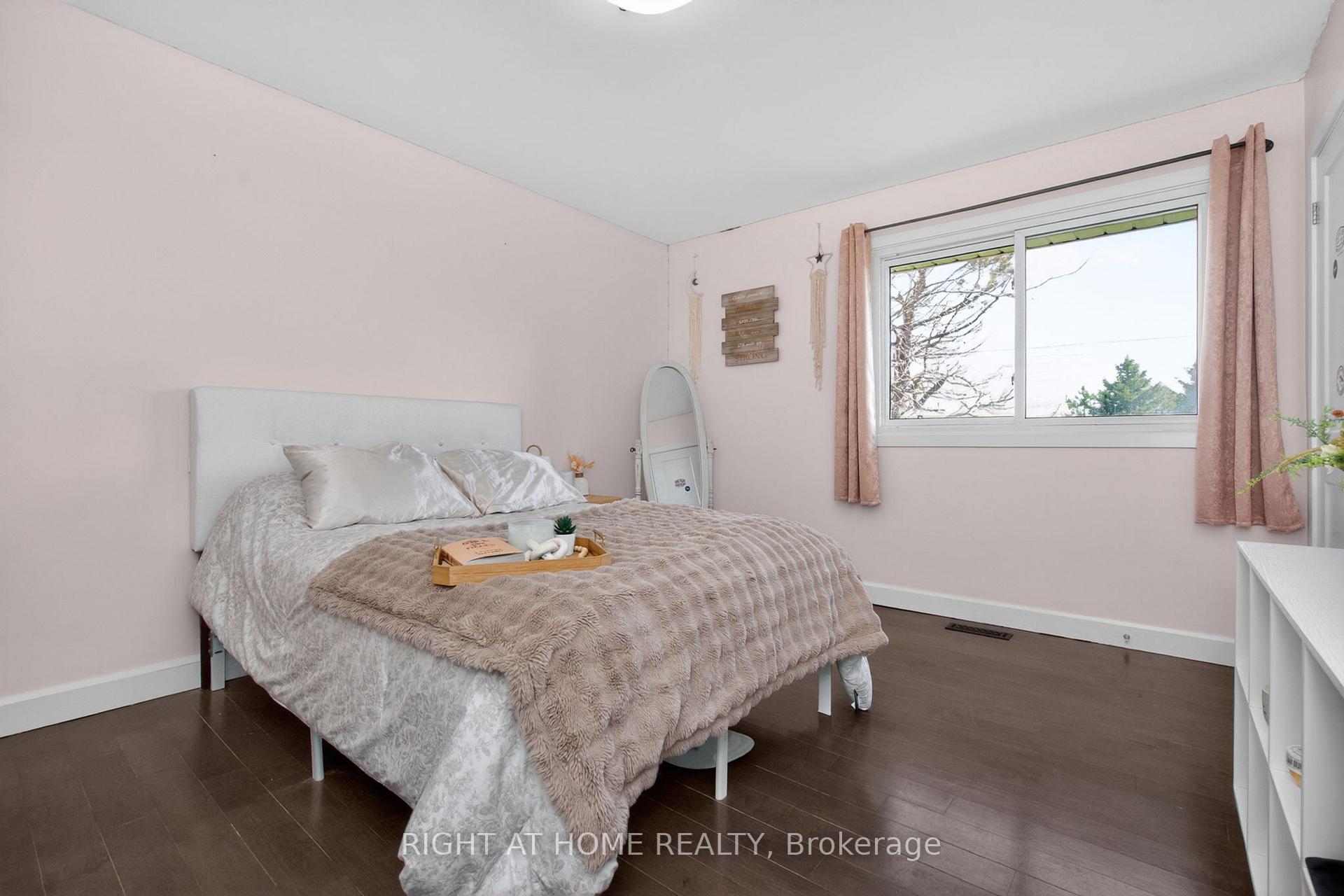 Photo 24 of 4116 Innisfil Beach Road, Innisfil, Rural Innisfil — HOMEH