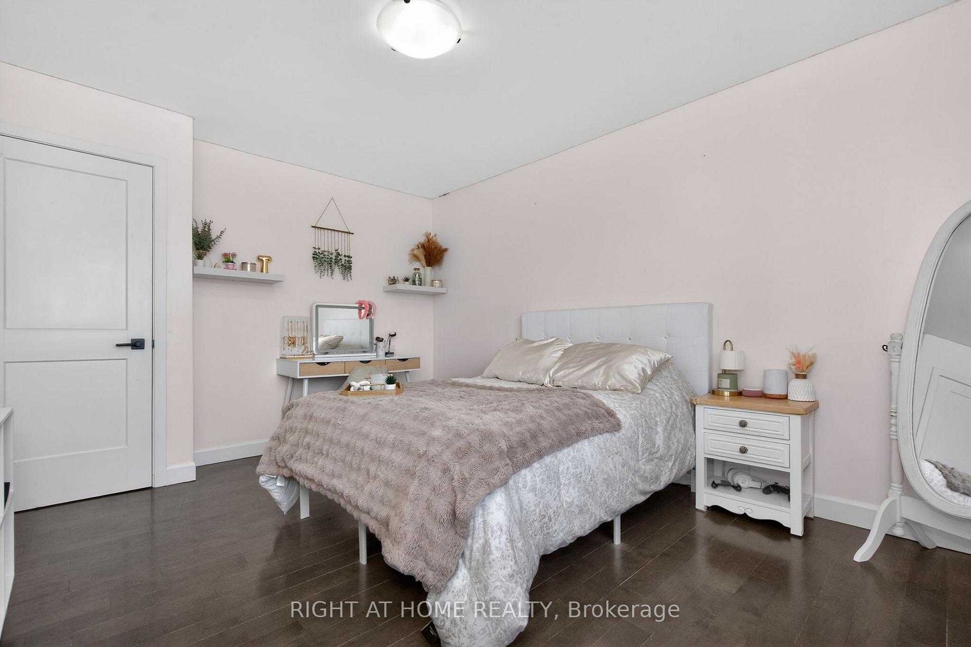 Photo 26 of 4116 Innisfil Beach Road, Innisfil, Rural Innisfil — HOMEH