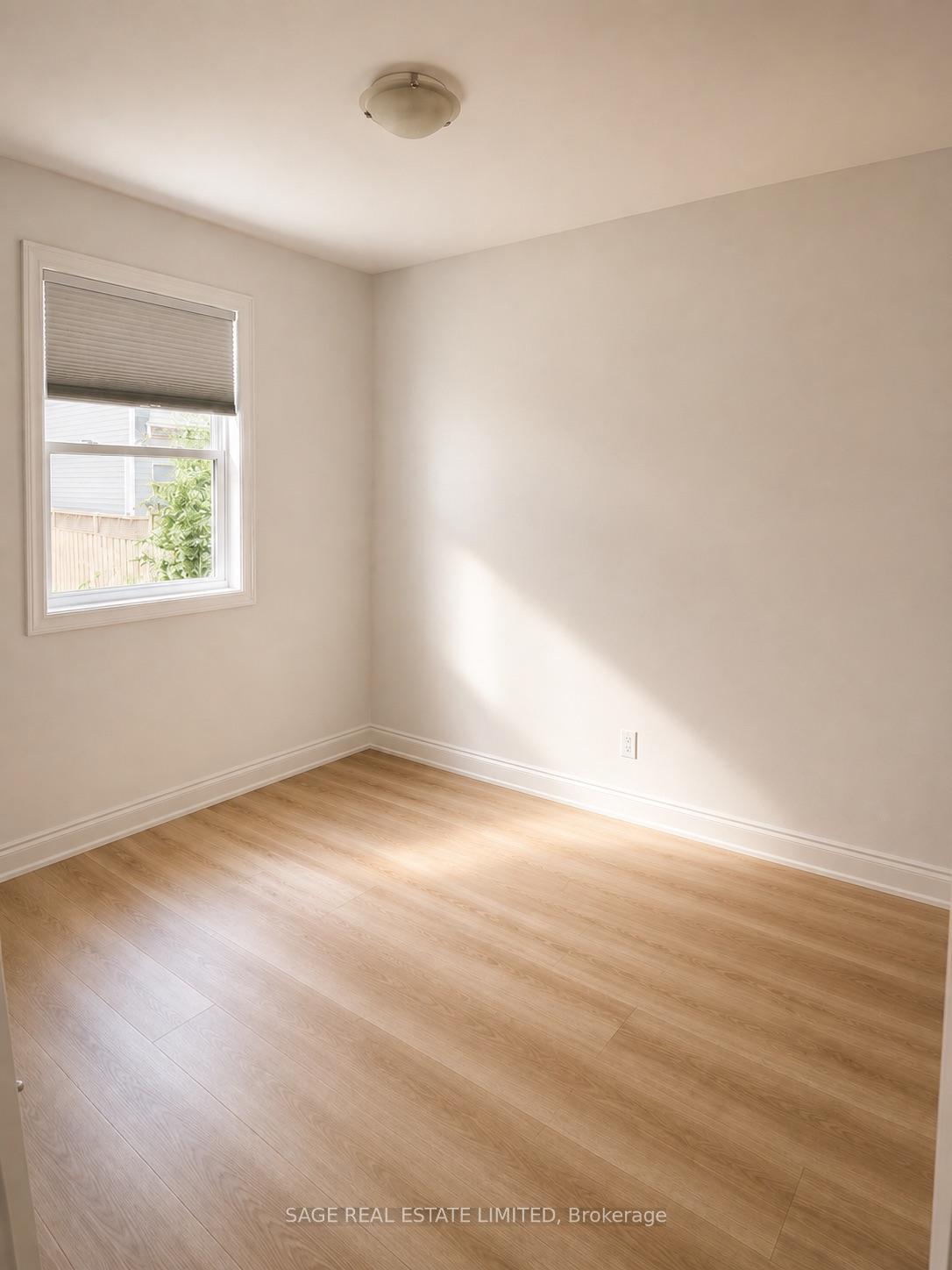 Photo 7 of 73 Cynthia Road, Toronto, Rockcliffe-Smythe — HOMEH