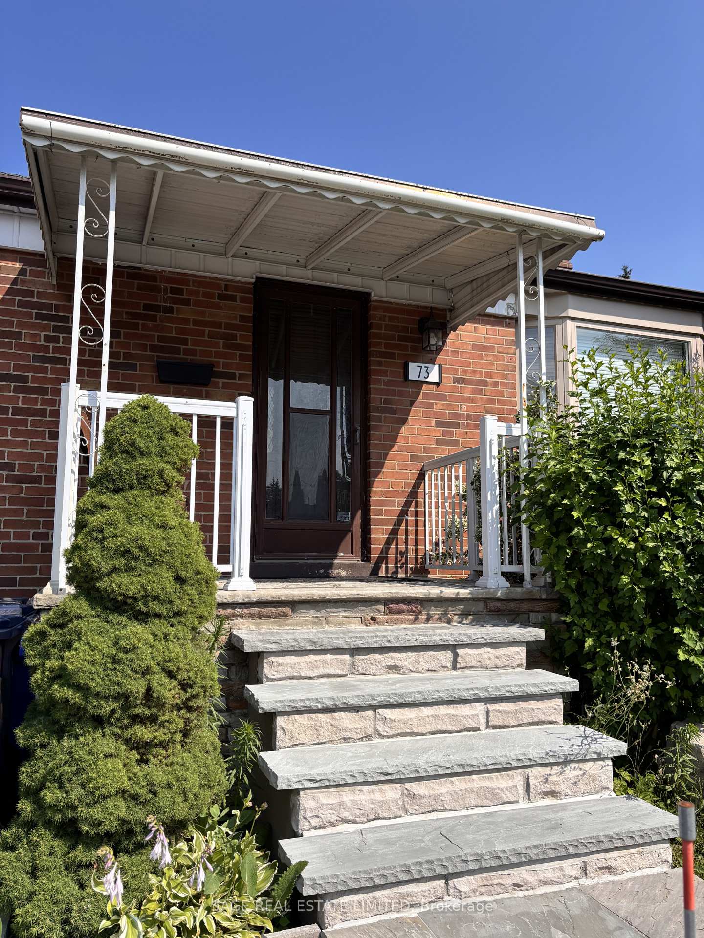 Photo 13 of 73 Cynthia Road, Toronto, Rockcliffe-Smythe — HOMEH