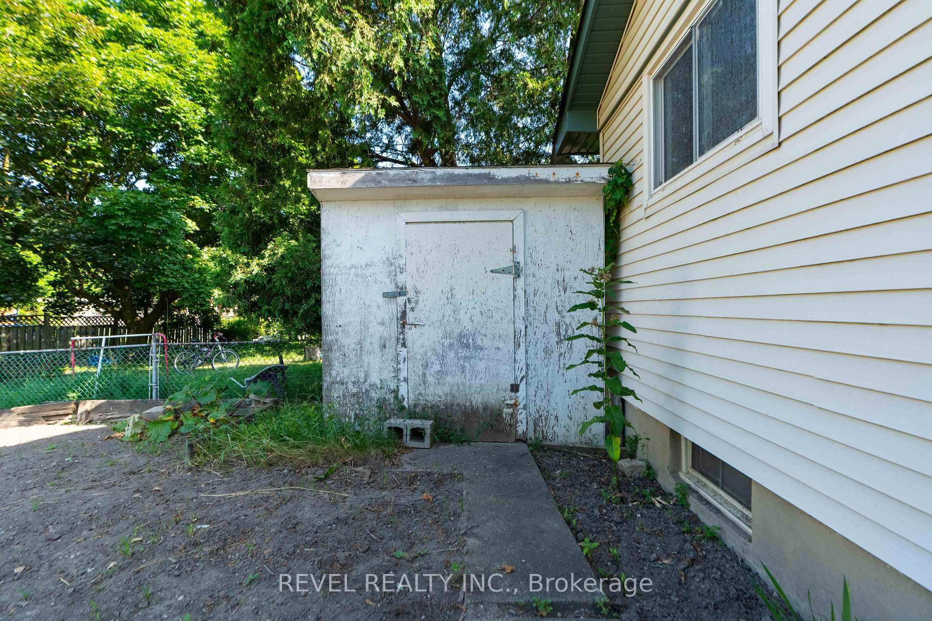 Photo 13 of 32 Brunswick Avenue, London, North I — HOMEH