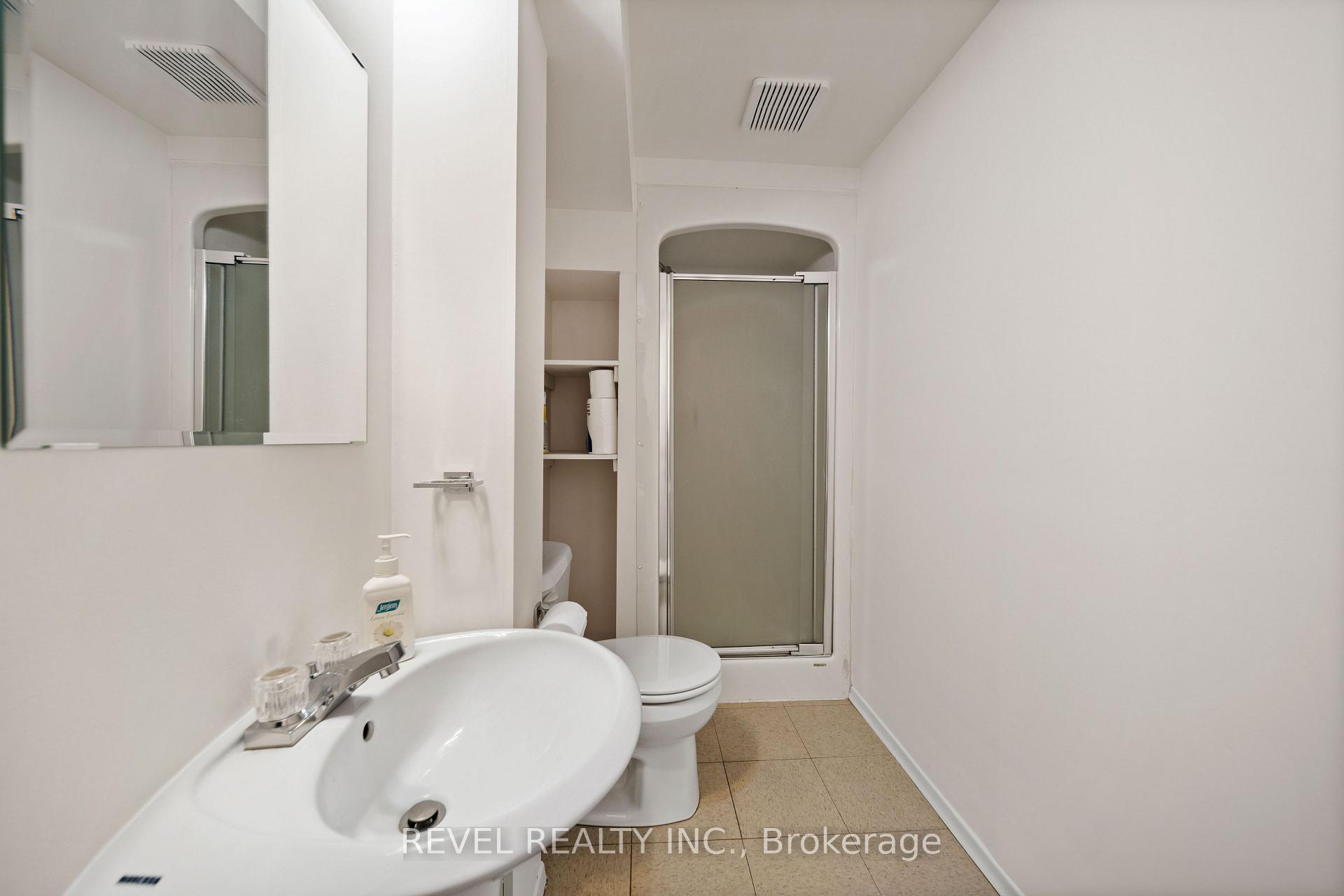 Photo 37 of 32 Brunswick Avenue, London, North I — HOMEH